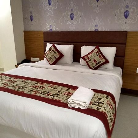 Hotel Airport D'Capitol 新德里 外观 照片
