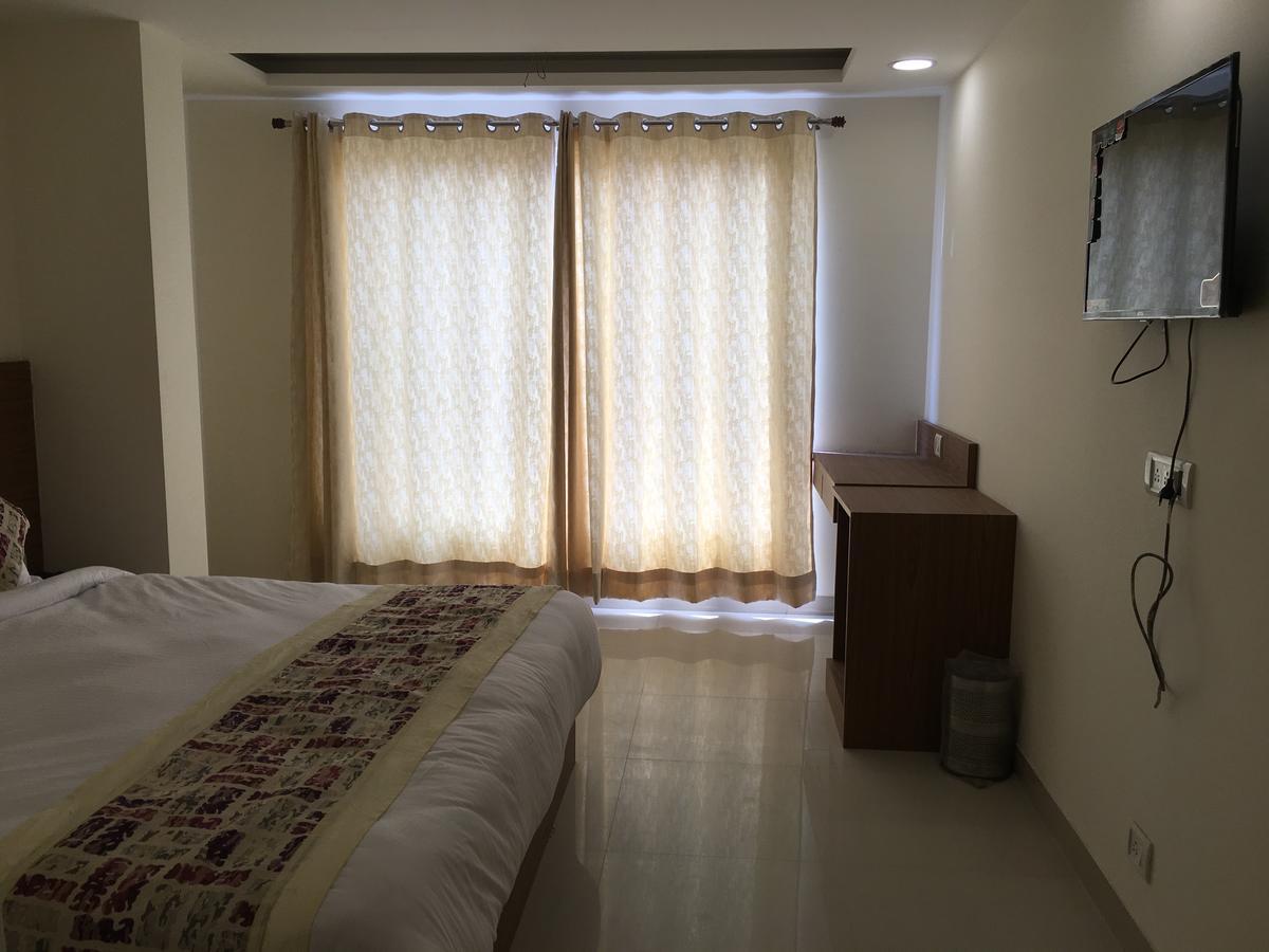 Hotel Airport D'Capitol 新德里 外观 照片