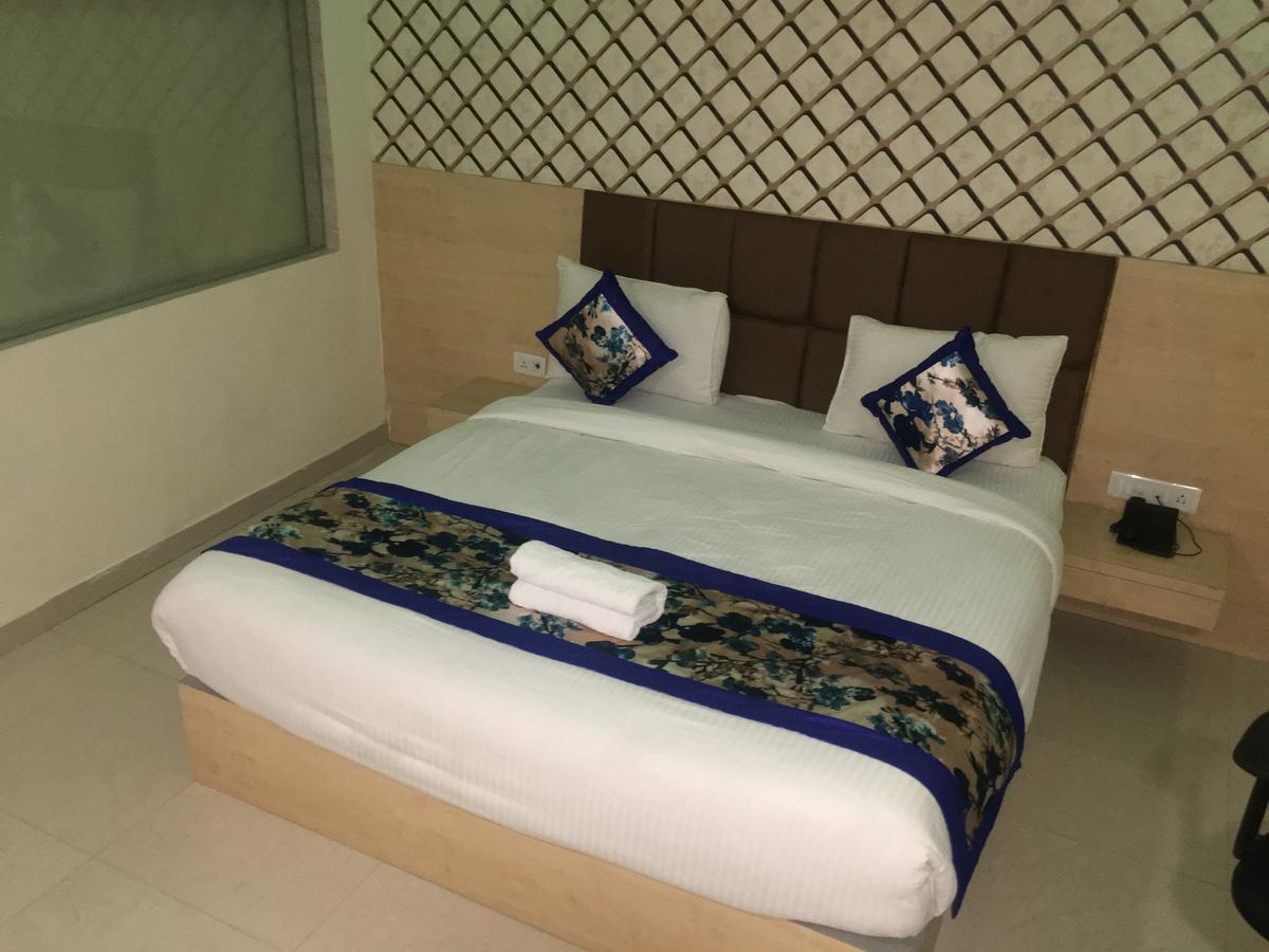 Hotel Airport D'Capitol 新德里 外观 照片